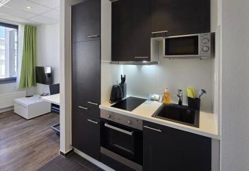 Wohnliches 1-Zimmer Apartment zum Sonderpreis, bequem und komplett ausgestattet, zentral in Niederrad