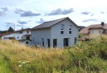 Einfamilienhaus in ruhiger Ortsrandlage von Mengerskirchen-Probbach