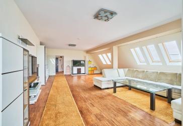 Exklusives Wohnerlebnis - Dachgeschosswohnung mit Loftcharakter am Kurfürstendamm