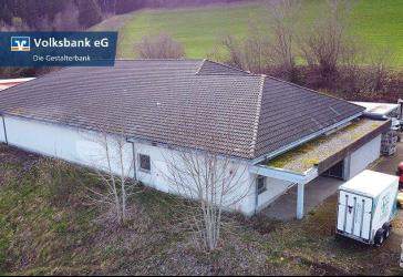 *** Vielseitige Gewerbeimmobilie zur Miete in Vöhrenbach! ***