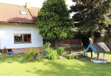 Neuer Preis! EFH, 3 km vom Zwenkauer See mit EBK, Balkon, Keller, Carport und Gartenhaus...