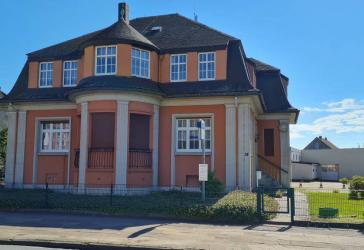 Vorschaubild Villa