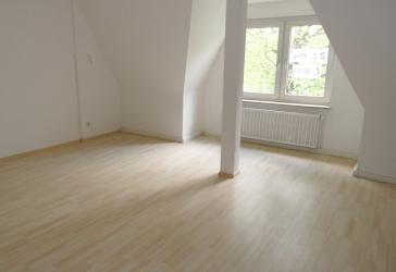 Große 2-Zimmer-Mietwohnung - modernisierter Altbau - Bad Pyrmont - Hauptallee
