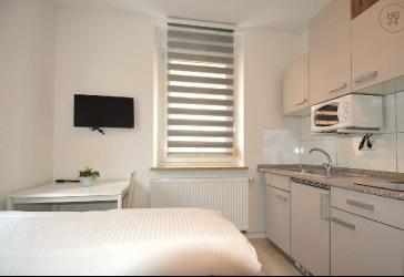 Neu möbliertes Geschäftsapartment in Augsburg Pfersee