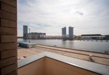 1. Reihe an der Spree