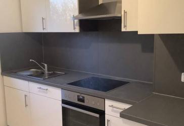 Wir modernisieren für Sie! Schöne 3 Zimmer Wohnung mit Einbauküche