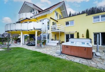 Vorschaubild Mehrfamilienhaus