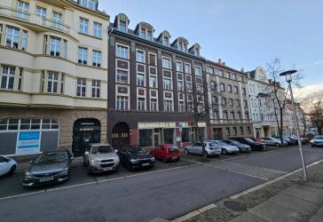 Ab 2026! Sanierte 107m² Laden- und Bürofläche in der Geraer Innenstadt!