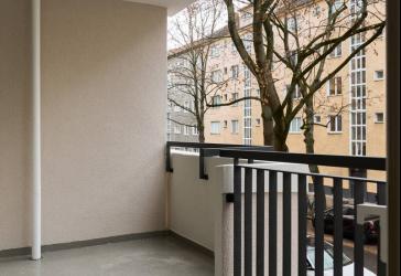 ERSTBEZUG nach SANIERUNG: Eislebener Str: LUXUS 4-Zi-Whg, 92 m² - 2 Bäder - VHS 1.OG + SÜD-Loggia