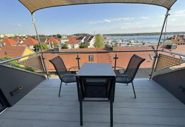 Top Lage, top Ausblick - Saniertes Innenstadthaus mit grandiosem Müritzblick, Einliegerwohnung, Innenhof, Garage & Stellplatz
