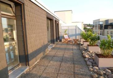 Penthouse großzügige 2 Zimmer Wohnung mit zwei Terrassen