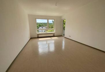 Großzügige 3-Zimmer Wohnung mit Balkon am Johannesberg zu vermieten