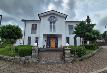 Traumhafte Villa in Olzheim