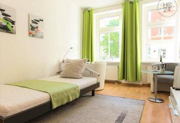 Kurzzeitwohnen - Wohnung mit zwei separaten Schlafzimmern (BALKON) in Lindenau