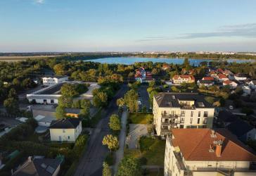 Seenaher Wohntraum mit neuem Komfort: Großzügige 3-Raum-Wohnung