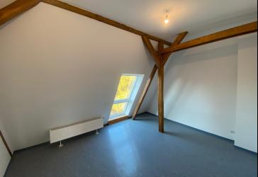 1 Monat mietfrei (Kaltmiete) Charmante 3 - Zimmer-Wohnung mit großer Küche & Aussicht - Unit 09