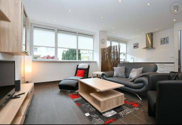 Wunderschöne, modern möblierte Wohnung in Stuttgart Mühlhausen