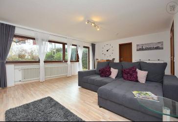 Helle, modern möblierte Wohnung mit Terrasse in ruhiger Lage in Böblingen