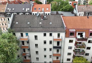 Leipzig, Anger-Crottendorf - Altbauflair trifft Natur - 3-Zi-Whg mit Balkon und grünem Hofblick