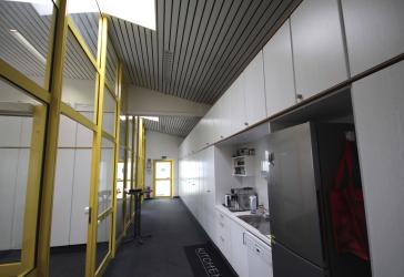 Großzügige Büro und Produktionsfläche