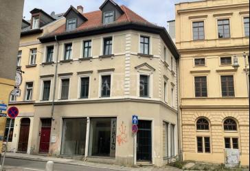 450 EUR/m² im Zentrum der Skat-Stadt Altenburg