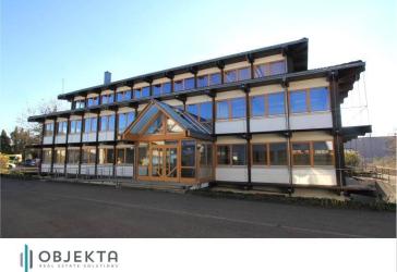 Modernes Bürogebäude flexibel aufteilbar