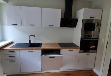 Neu sanierte 3 Zimmer-Wohnung