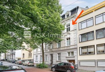 Zentral und trotzdem ruhig. Vermieteter gepflegter Altbau in Barmen!