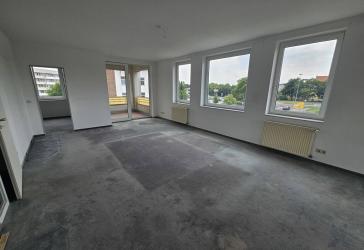 Exklusive 3-Zimmer-Wohnung in Toplage inkl. Einbauküche mit E-Geräten und 2 Balkone