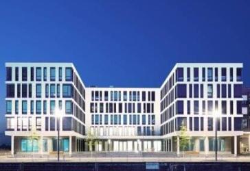Moderne Büroflächen am Zollhafen