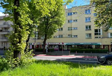 FREIE LADENEINHEIT MIT KELLER UND 12 STELLPLÄTZEN IN BESTER SCHÖNEBERGER GESCHÄFTSLAGE