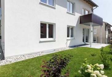 Kapitalanlage mit sofortigen Mieteinnahmen | Vermietete 3-Zimmer-Gartenwohnung mit Terrasse, Balkon & 2 Stellplätzen