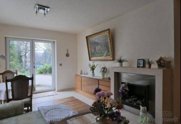 (EF1131_M) Dresden: Bühlau/Weißer Hirsch, möbliertes Apartment mit Terrasse im Souterrain, Reinigung inklusive