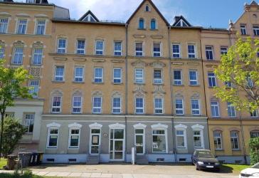 Sonnige 2-Zimmer-Wohnung mit Balkon in kernsaniertem Gründerzeithaus, Zentrumsnah in Chemnitz
