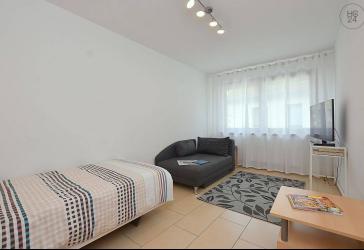 Schön möblierte Wohnung mit Reinigungsservice in Stuttgart Münster