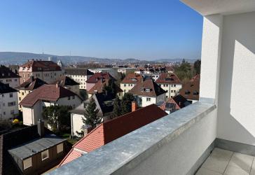 ***GANZ OBEN***S-Bad Cannstatt, Seelberg, 11-Familienhaus in ruhiger, angenehmer Wohnlage***NOCH 2 TOP-WOHNUNGEN***