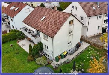 Freistehendes 2-3 MFH in angenehmer Umgebung, mit großem Garten und Garage