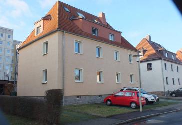1 ZKB + Balkon in Zwickau-Auerbach, Dachgeschoss-Wohnung mit EBK