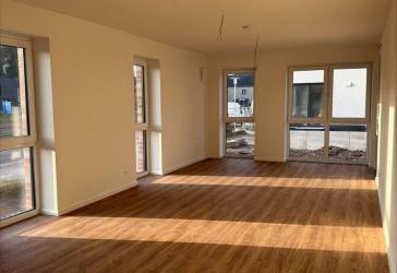 Großzügige, helle Erdgeschosswohnung am Fliegerhorst zur Miete !