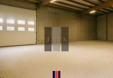 Hallenfläche mit 320 m² und ebenerdiger Andienung - Ihr neuer Standort in Schenefeld!