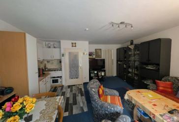 Untergiesung - helle, sonnige und gut vermietete 1,5 Zimmer-Wohnung Erbpacht