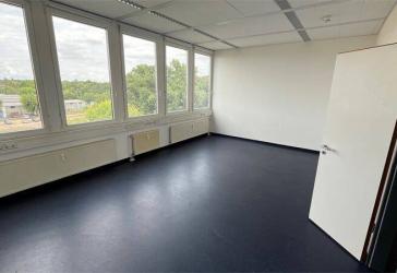 Helles Büro in Babelsberg zu mieten