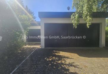 Architektenhaus mit Galerie, Atriumcharakter und parkähnlichem Grundstück in begehrter Wohnlage