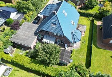 Großzügiges Einfamilienhaus in Cuxhaven-Groden - 7 Zimmer, schöner Garten & Doppelgarage