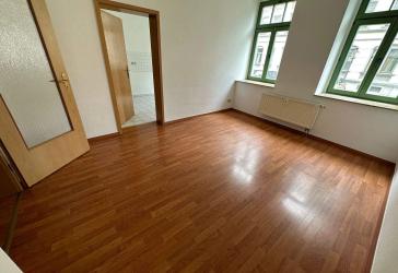 Frei ab Sofort - Balkon / in Küchwaldnähe ! EBK Abkauf mögl.