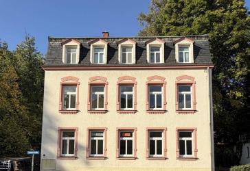 Wohnen & Arbeiten unter einem Dach - gepflegtes Mehrfamilienhaus mit Potenzial
