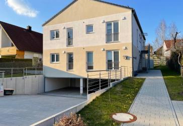 Werden Sie Vermieter! Neuwertige barrierefreie Eigentumswohnung in kleiner Wohnanlage