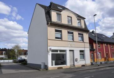PROVISIONSFREI: Immobilienstarter & Singles aufgepasst: STUDIO mit Stellplatz in Hilden bezugsfrei!