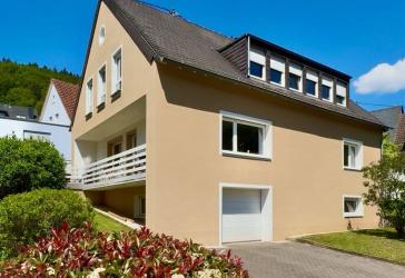Gepflegtes Zweifamilienhaus mit zwei Wohnungen in Kordel - Mehrgenerationenhaus, Vermietung oder Wohnen & Arbeiten