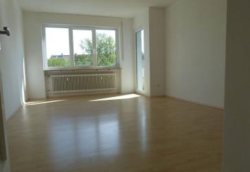 Wohnen am Rennweg, nähe Stadtpark und U-Bahn auf 81 qm mit Balkon